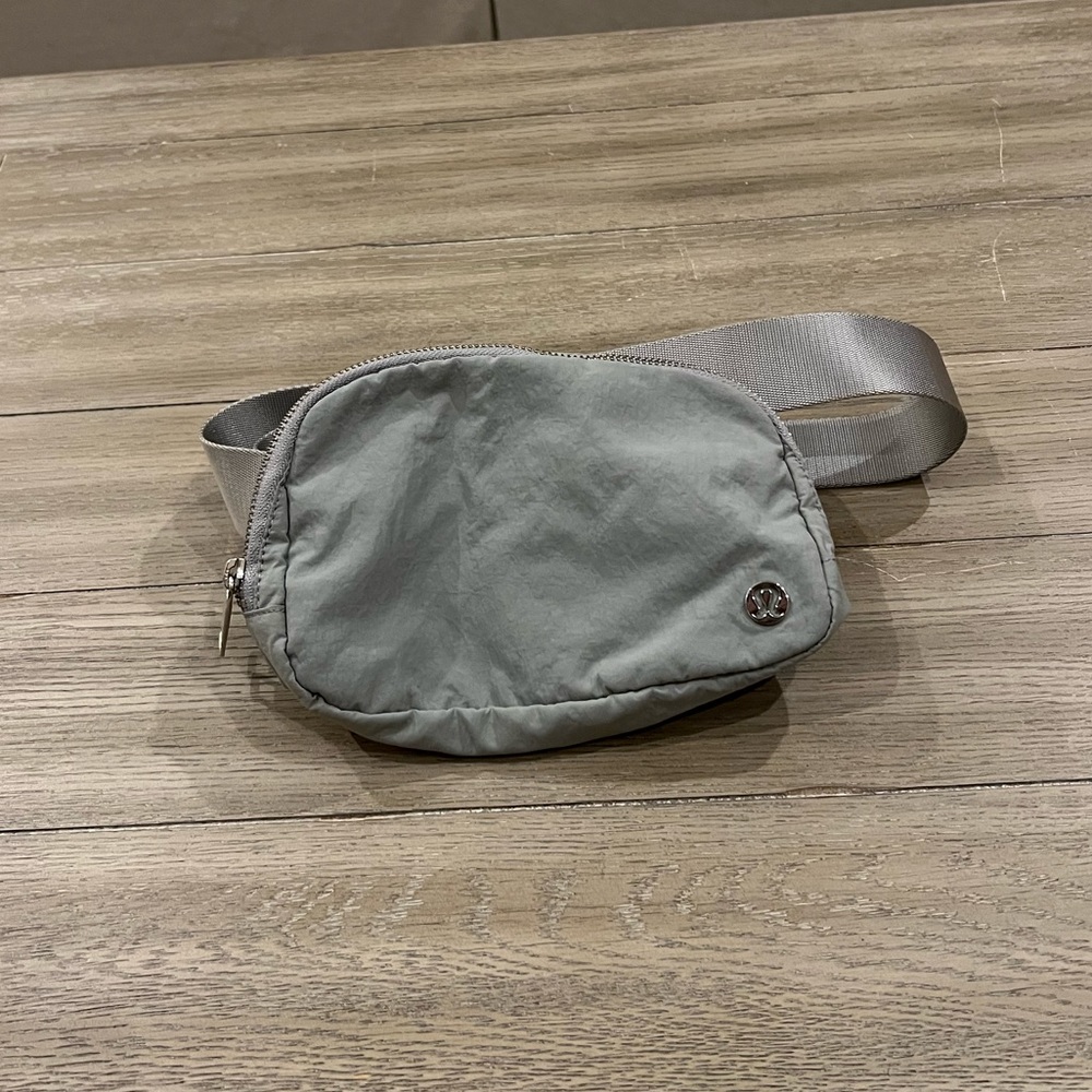 Lululemon Belt bag